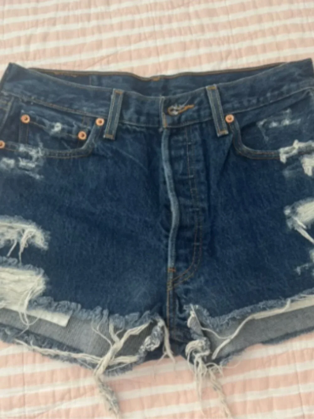 Levi’s distressed shorts